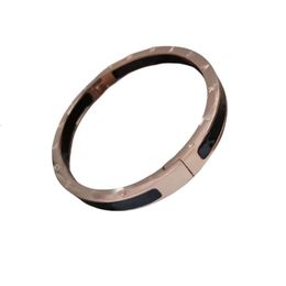 Bulgarilies Bracciale Designer Lusso Moda Donna Qualità originale S925 Argento Ceramica Cielo pieno Stella Diamante singolo Non sbiadisce Regalo per gli amanti