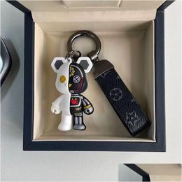 Keychain Car Luxurys Designers Key Chain Solid Color Monogrammed Keychains Bear Design Versatile Fashion Leisure Men Women Bags Penda Dhf04