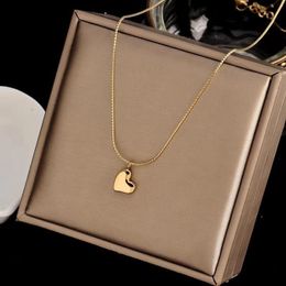 14k Yellow Gold Love Heart Pendant Necklace For Women 2024 New Trendy Temperament Simple Neck Chain Jewellery Gift Choker