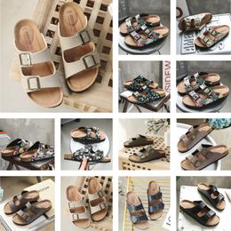 Mann Designer Hausschuhe Frauen Plattform Slipper Mid Heel High Fashion Canvas Classics Stickerei Plattform Schuh Sandale Für Frau 82195