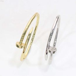 Delicate Concise Style Gold Plating Bangle Bracelet Latest Designs for Women