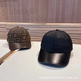 Ball Caps Designer Korean Versatile Fashion Duck Tongue Hat Light Luxury Style Leather Eave Panel Baseball Hat Couple Outdoor Fashion Hat Correct Letter 5D7G