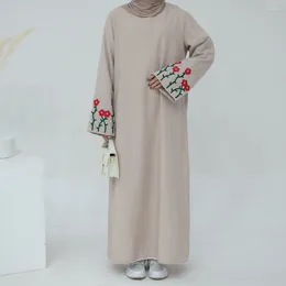 Ethnic Clothing Loose Muslim Dress Women Dubai Abaya Floral Embroidery Side Pockets Turkish Modest Islamic Evening Party Ramadan Eid