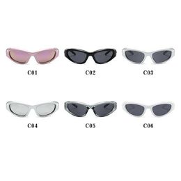 Sunglasses Retro Y2K style womens cat eye sunglasses fashionable colored mirrored glasses mens punk sports sunglasses brand designer J240330