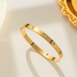 Designer Style 18k Pvd Gold Plated Zircon Cuff Bangle Stainless Steel Round Zircon Open Cuff Bangle