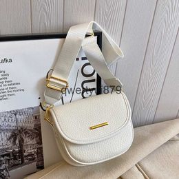 Shoulder Bags High end Small Bag for Women 2024 New Spring Simple Texture Broadband Crossbody Bag for Women Instagram Versatile Small Square BagH2422