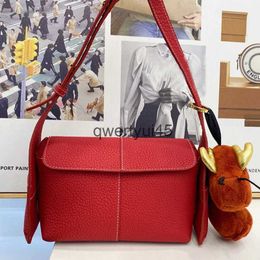 Shoulder Bags Small Red Square For Women Luxury Designer andbags And Purse 2024 New In Fasion anging Ear Eaves Doll Soulder CrossbodyH2422