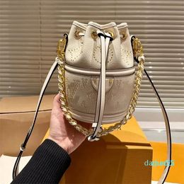 Womens Designer Bucket Bag Hand Chain Crossbody Shoulder Purse Gold Metal Hardware Retro 20cm