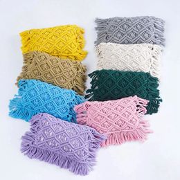 Macrame Pillow born Pography Props Knitted Baby Posing for First Po Shoot Hand Cotton Case with Tassel Cover 240127