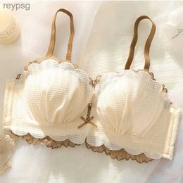 Bras Bras Women Lace Push Up Bra with Underwire Sexy Cute Bow Bralette Female Underwear Lingerie Adjustable Straps Gathered Brassiere YQ240203