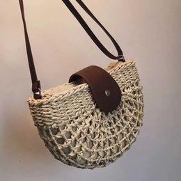 Evening Bags Casual Half Moon Women Straw Rattan Shoulder Bags Wicker Woven Lady Hollow Crossbody Bag Summer Beach Travel Small Handbag Purse