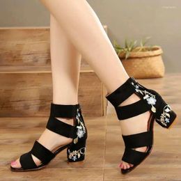 Sandals Fashion Embroidered Flower Mid-heel Women 2024 Summer All-match Thick Heel Elegant Open Toe Platform Shoes Sandalias