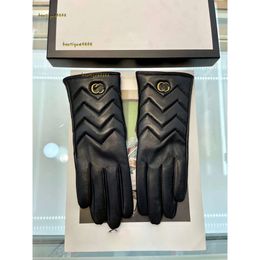 Five Fingers Gloves 2024 Designer Mitten Sheepskin Gloves For Women Winter Luxury Mittens Brands Genuine Leather Gloves Warm Cashmere Inside Touch Screen Gloves