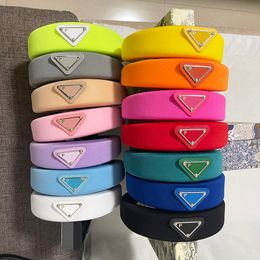 Vintage Brand Designer Triangle Letter Sponge Headbands for Women Wide-brimmed Thicken Spring HairBands HeadWrap Cloth Fabric Headwear Street Fashion HeadScarf