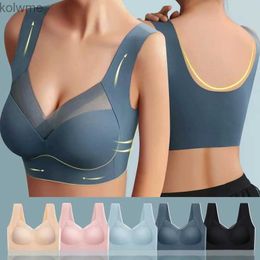 Bras Women Tracless Breathable Sports Bra Inner Push Up Brassiere Vest Patchwork Mesh Gym Underwear Tops Padded Bras YQ240203