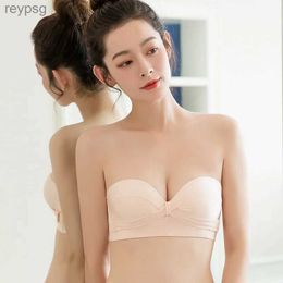 Bras Bras Summer Strapless Small Chest Push-up Underwear For Women Non-slip Invisible Back-wrapped Chest Wedding Wear Special Bra YQ240203