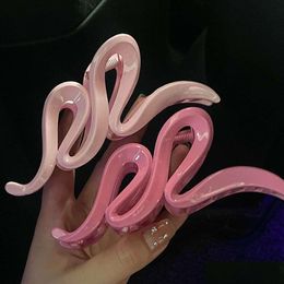 Hair Clips & Barrettes Barrettes Dopamine Personalized Hair Scratch Large Net Red Clip Female Back Head Spoon Pan Simple And Advanced Otcds