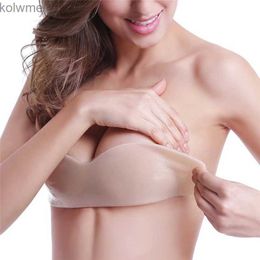 Bras New Bras For Women Adhesive Invisible Bra Nipple Pasties Covers Breast Lift Tape Push Up Strapless Pads Sticky Seamless Backless YQ240203