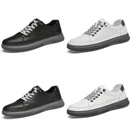 2024 New casual shoes men women white black mens hole soft sports breathable sneakers daily