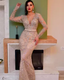 2024 Sexy Luxury Prom Dresses V Neck Mermaid Plus Size Floor Length Long Sleeves Illusion Crystal Beads Nude Light Champagne Sheer Vintage Evening Gowns