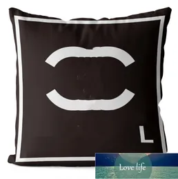 High-end Modern Minimalist Black and White Classic Style Pillow Cover Home Sofa Cushion Cushion Covers