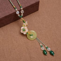 Necklaces Luxury Vintage Jade Long Sweater Necklace for Women Green Agate Shell Flower Fine Jewellery Gift