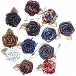 Brooches Tailor Smith Fabric Flower Brooch Metal Lapel Pins Fashion Luxury Casual Designer Suit Stick Pin With Leaf