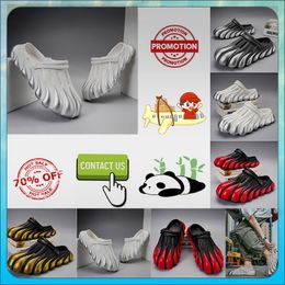 Half Pack Casual Platform Designer Slippers Summer Sliders Men Women Graffiti Bone White Slides Sandals Anti Slip Wear Soft Thick Cushion Slipper 5 per