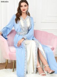 Ethnic Clothing Moroccan Women's Dress 2024 Elegant Muslim 2 Pieces Set Floral Embroidery Guipure Lace Tape Belted Kaftan Happy Eid Mubarak