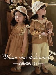 Clothing Sets Girls' Rural Dress 2024 Spring Cartoon Embroidery Baby Vintage Loose Top Pants Suit
