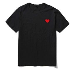 2024 Play Mens t Shirt Designesr Red Commes Heart Women Garcons s Badge Des Quanlity Ts Cotton Cdg Embroidery Short Sleeve bb