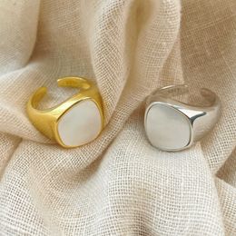 Band Rings Saina Light Luxury Design Sense Mother Shell Creative Geometric Opening Thick Single Ring S925 Sterling Silver Shell Ring Nso5