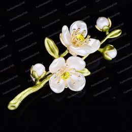 Designer Brooch Branch Elegant Forest Style Brooches Peral Plant Plum Flower Accessories For Women's Jewellery