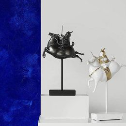 Retro Cavalry Sculpture Creative Crafts Characters Resin Furnishings Desk Decoration Warriors Ornaments Vintage Home Decor 240129