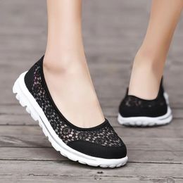 Flat Shoes Women Hollow Lace Summer Slip on Loafers Breathable Shallow Boat Shoes Ladies Casual Fashion Black Sneakers Flats 240123