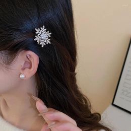 Hair Clips Arrival Fashion Hairwear Metal Trendy Geometric Women Pearl Snowflake Bangs Side Hairpin Ins Light Luxury Jewellery