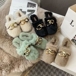 Metal chain plush slippers for women wearing autumn/winter 2024 plush flat bottomed rabbit hair wrapped half slippers 240118