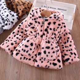 Jackets Winter Plush Imitation Fur Girls Jacket Keeping Warm Leopard Print Hooded Outerwear For 2-8 Years Old Kids Windbreaker Coat