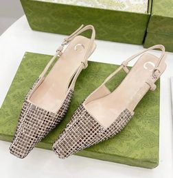 Designer-Sandalen, Kleidschuhe, Slingback, mittelhoher Absatz, Hausschuhe, quadratische Zehenpartie, glitzernde Kristall-Pumps, Party, Hochzeit, Leder-Absatz-Slide