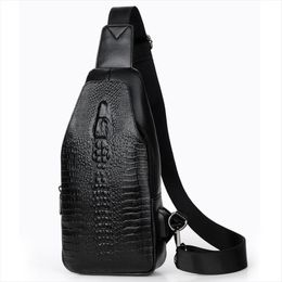 New Men Chest Bag Messenger Bag Leather USB Charging Chest Pack Alligator Casual Crossbody Bag Male Crocodile Pattern Sling Bags203T