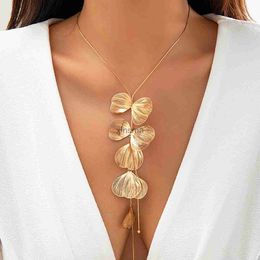Other Jewellery Sets Ingemark Kpop Flower Petal Pendant Choker Necklace for Women Wed Bridal Sexy Snake Long Chest Chain Neck Jewellery Accessories New YQ240204
