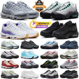 95 Löpskor Herrtränare 95S Black White Bred Stadium Green Prep School Neon Volt Purple Tones Mystic Red Men Women Outdoor Sports Sneakers Runners