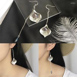 Stud Earrings Korean Fashion Asymmetric Temperament Wild White Flowers Irregular Petals For Woman Brincos