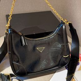 Designers Bags Hobo Half Moon Handbag 3 Pieces Bags Triangle metal sheet Crossbody Purses Womens Lady Shoulder Fashion Bag Minimalist style Functionality wallet