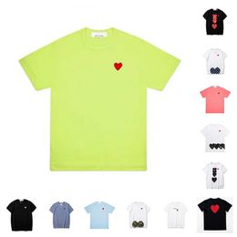 Play Designer Mens T-shirts Childrens Embroidered Love Eyes Pure Cotton White Red Heart Short-sleeved Tshirts Boys and Girls Loose Casual Tshirt Top Size 80-150 b4