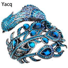 YACQ Peacock Bracelet Women Crystal Bangle Cuff Punk Rock Fashion Jewelry Gifts for Girlfriend Wife Her Mom A29 Drop 240130