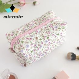MIROSIE Floral Handmade Makeup Bag Travel Skincare Pink Zipper Pouch Toiletry Organizer for Beauty Quilted Gingham Inner Bag 240129