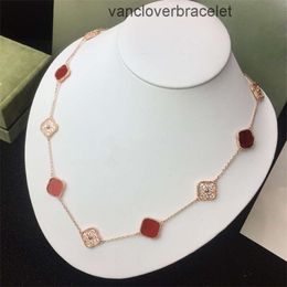 Designer Van Clover Necklace Cleef Four Leaf Clover Necklace designer luxury Dupe Elegant Clover Necklace Charm Diamond Silver Plated Agate Pendant VanClef for Gir