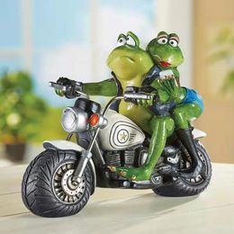 Biker Frog And His Old Lady Figurine Garden Resin Frog Ornament Living Room Table Sculpture Crafts Home Decoration 240131