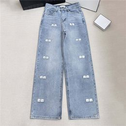 Buchstaben Stickerei Frauen Jeans Luxusdesignerin gerade Bein Hosen Hellblaue Frau Jeans Jean